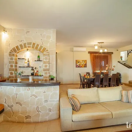 Billy Farmland By Travelpro Services- Halkidiki *